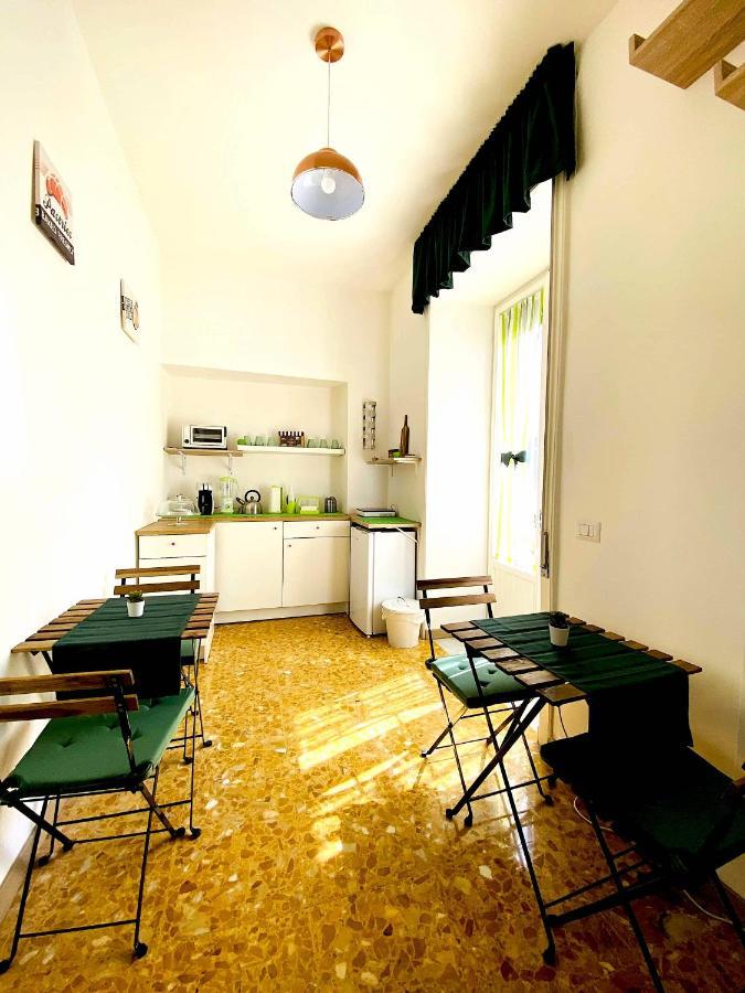 B&B Le Ali Del Sogno ポンペイ エクステリア 写真